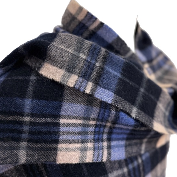 TT  100% Wool Blue & Grey Tartan Scarf 🇲🇳– Extra Long 75" - Picture 2 of 8